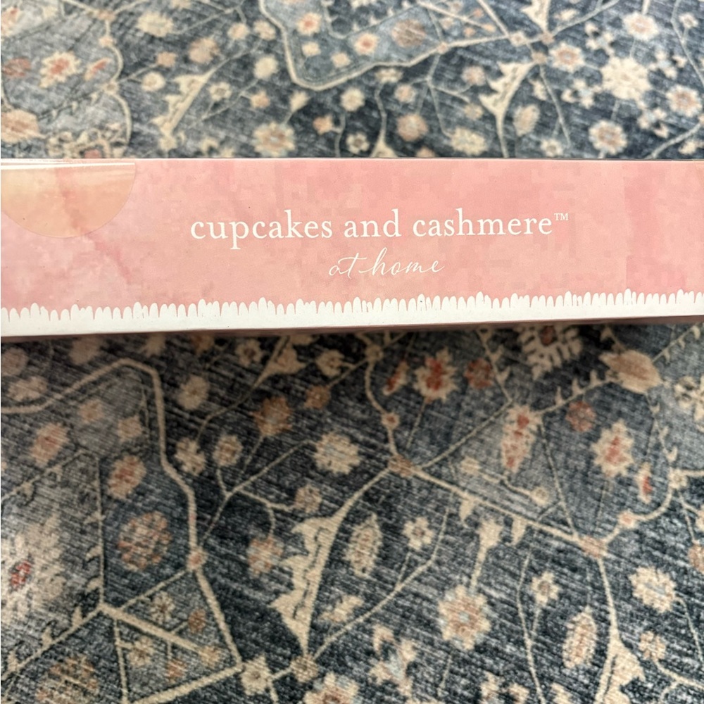 Cupcakes & Cashmere Bow Clip Ornaments - Set of 6 NEW! - Picture 3 of 3